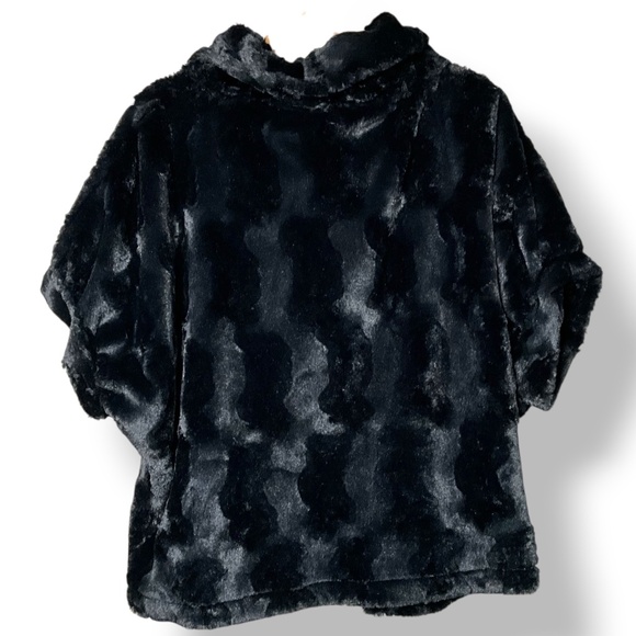 PATRY COLLEZIONI Faux Fur Cowl Neck Short Dolman Sleeve Top Italy 46 US Sz L - Picture 3 of 9